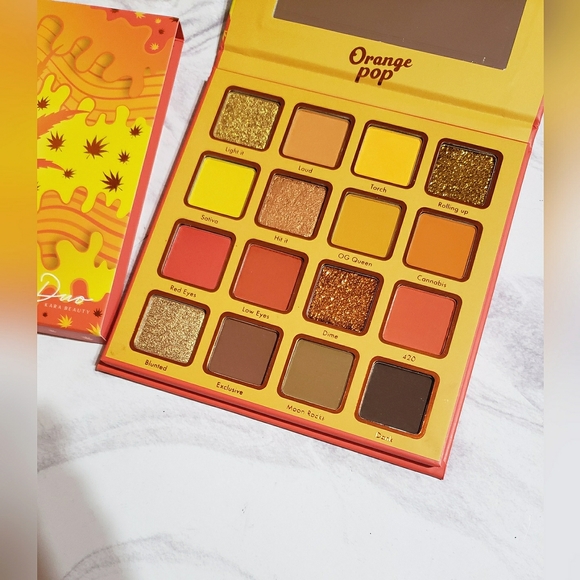 Kara Beauty Orange Pop 16 Color Eyeshadow Palette - Picture 2 of 3
